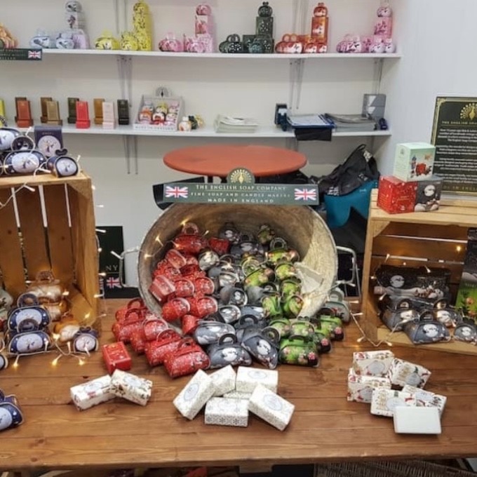 6ft Rustic Trestle Table